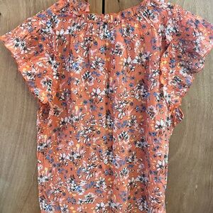 Nanette Lenore Floral flutter sleeve blouse, size L. EUC